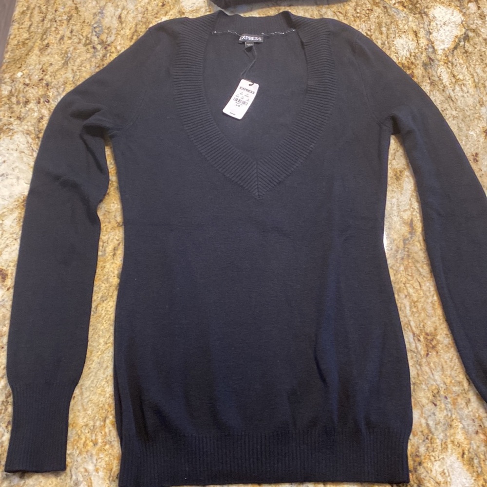 Express black sweater, size large, new with tags - Picture 2 of 4